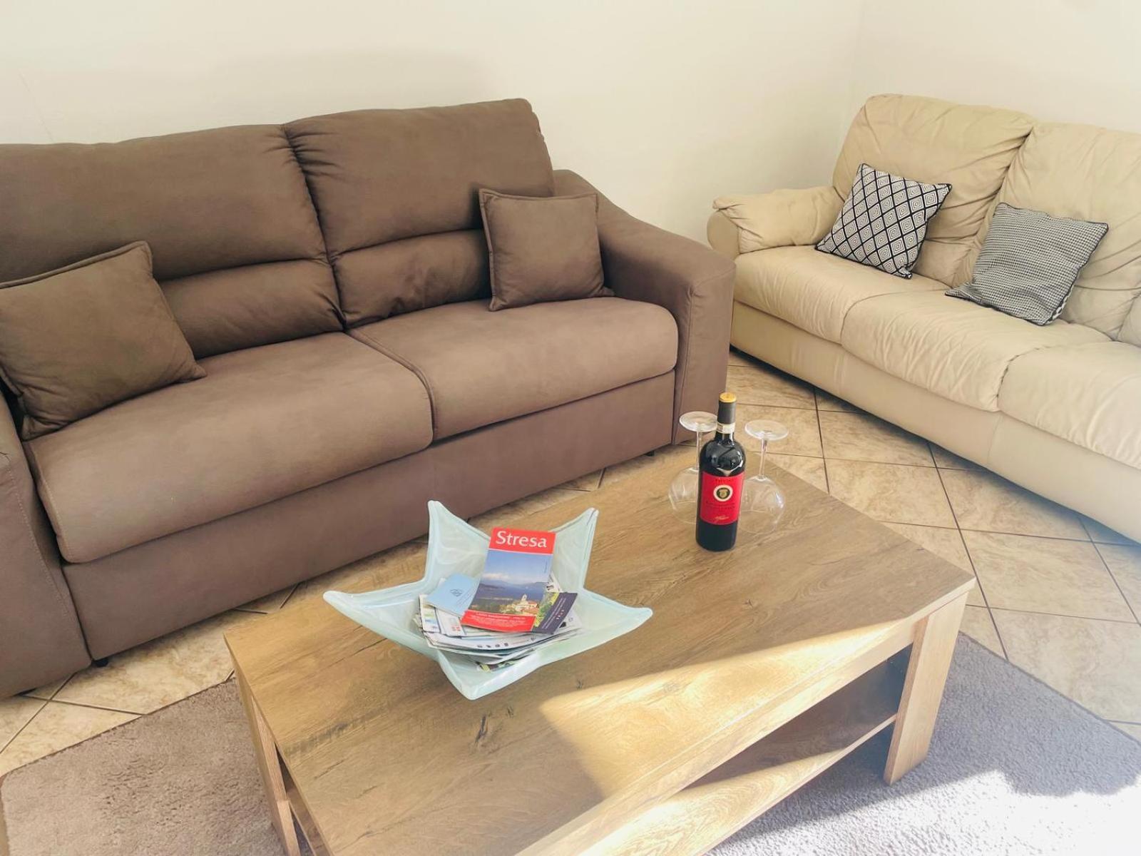Apartmán La Casa Di Tita Stresa Pokoj fotografie
